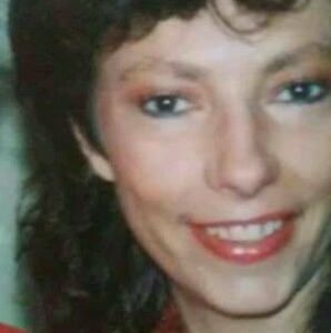 Meet your Posher, Marianne